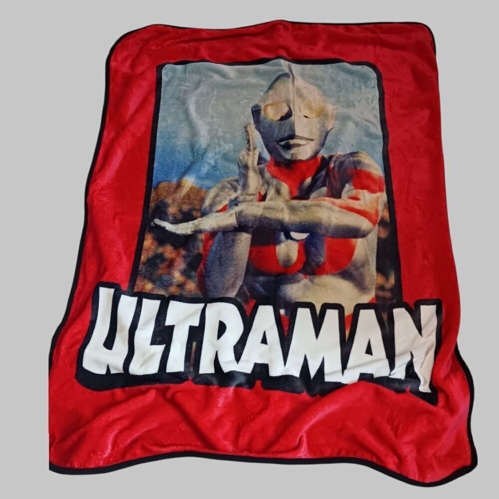 Ultraman Red Fleece Throw Blanket  Soft Lightweight Anime Character 56x43